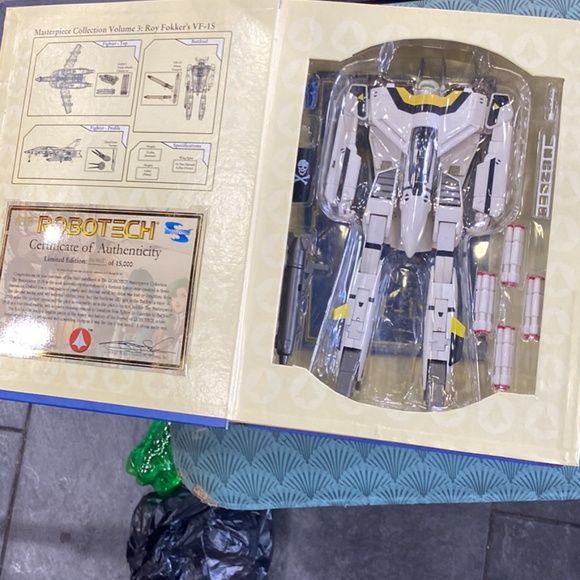 Robotech - Picture 2 of 2